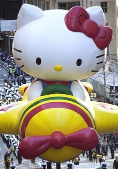 Triển lãm mừng sinh nhật mèo Hello Kitty