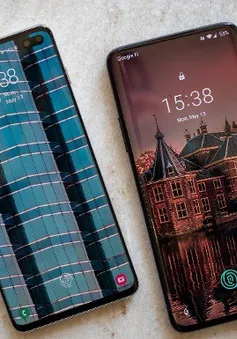 OnePlus 7 Pro vs Galaxy S10 Plus: kẻ tám lạng, người nửa cân!