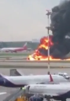 Việt Nam gửi điện thăm hỏi Nga vụ tai nạn máy bay làm 41 người thiệt mạng