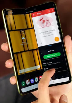 Sau Best Buy, AT&T cũng chính thức hủy đơn đặt hàng trước Galaxy Fold