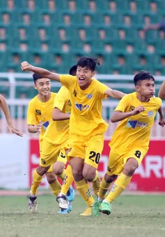 Đánh bại U15 Viettel ở loạt luân lưu, U15 Thanh Hóa vào chung kết gặp U15 SLNA