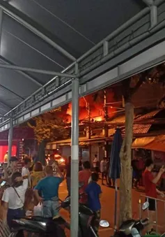 Thái Lan: Cháy chợ nổi tiếng Chatuchak