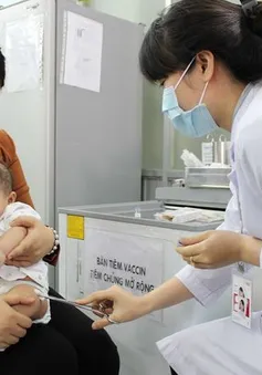 Điều tra nguyên nhân trẻ tử vong sau tiêm vaccine ComBe Five