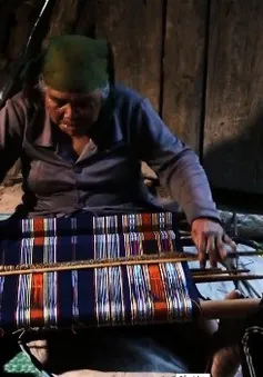 Giữ gìn nghề dệt của đồng bào K’Ho