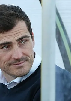 Iker Casillas có tên trong danh sách đăng ký của Porto mùa tới