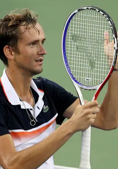 Daniil Medvedev lần đầu tiên vô địch Cincinati Masters