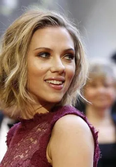 “Góa phụ đen” Scarlett Johansson nhận thù lao cao nhất thế giới