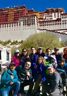 Tây Tạng (Trung Quốc) lần đầu tiên đón mùa hè trong gần 30 năm