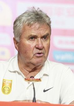 HLV Guus Hiddink bị sa thải sau khi U22 Trung Quốc thua U22 Việt Nam