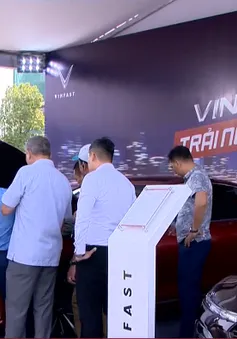 Vinfast tổ chức lái thử xe Lux tại Hà Nội
