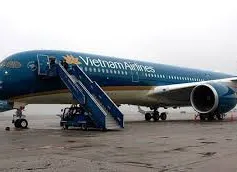 Vietnam Airlines lùi giờ 5 chuyến bay đi Nhật Bản do bão Faxai