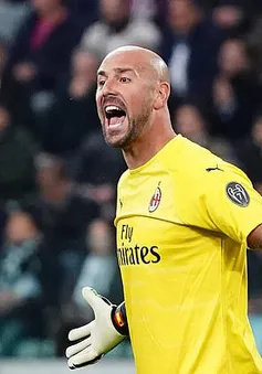 Aston Villa chính thức có được sự phục vụ của Pepe Reina