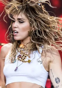 Miley Cyrus xác nhận ra mắt album nhạc rock