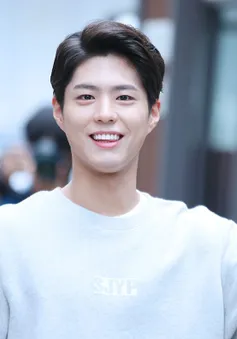 Park Bo Gum tham gia hòa nhạc khi nhập ngũ