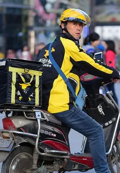Ngày lễ Độc thân và những ngày bận rộn nhất năm của các nhân viên giao hàng