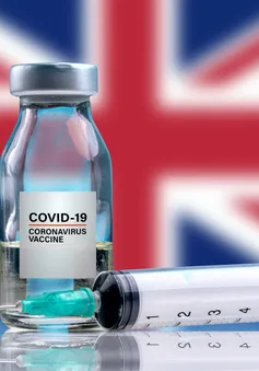 Anh không bắt buộc tiêm vaccine phòng COVID-19