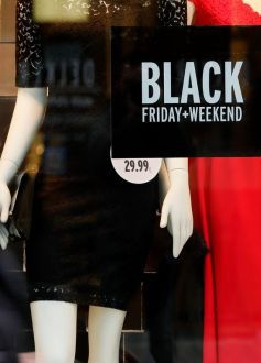 Black Friday ảm đạm tại các nước Âu - Mỹ