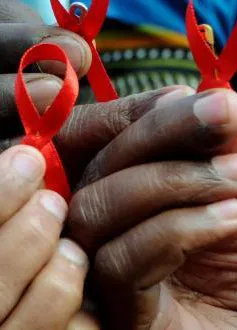 Dịch COVID-19 có nguy cơ làm gia tăng số ca nhiễm HIV/AIDS