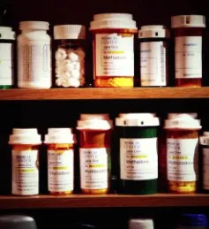 Vì sao cuộc khủng hoảng nghiện thuốc giảm đau trầm trọng hơn trong năm 2020?