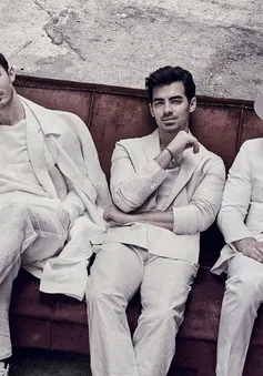 Jonas Brothers: Hành trình trở thành quý ông của những “hoàng tử Disney”