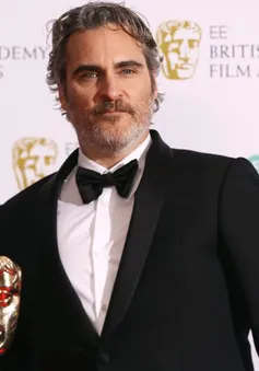 Nhận giải BAFTA, Joaquin Phoenix chỉ trích ngành điện ảnh phân biệt chủng tộc