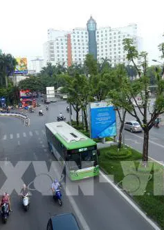 Hà Nội nghiên cứu bố trí làn đường dành riêng cho xe bus