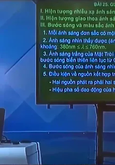 Thừa Thiên - Huế: Học sinh cuối cấp học trực tiếp qua truyền hình