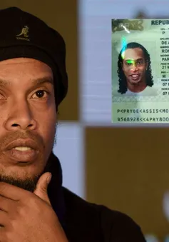 Ronaldinho được ra tù sau 32 ngày giam giữ tại Paraguay