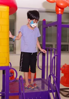 Kịp thời cứu chữa bé trai mắc hội chứng  viêm đa dây thần kinh cấp tính hiếm gặp