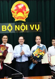 Bộ Nội vụ điều động, bổ nhiệm nhiều nhân sự mới