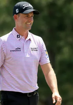 Vòng 2 giải golf RBC Heritage: Thi đấu ổn định, Webb Simpson vươn lên dẫn đầu