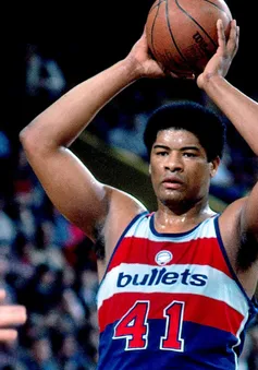 Huyền thoại của CLB Washington Wizards qua đời ở tuổi 74