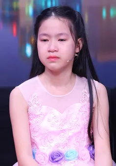 Cô bé 10 tuổi mong làm họa sĩ, nhưng lại bị ba bắt trở thành ca sĩ nổi tiếng