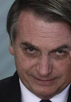 Tổng thống Brazil Jair Bolsonaro nhiễm COVID-19