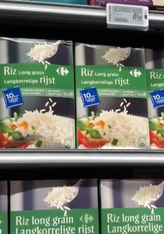 Gạo Việt trong các siêu thị châu Âu được đóng gói ra sao?