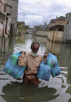 Mưa lớn liên tiếp gây ngập lụt ở Pakistan, ít nhất 63 người thiệt mạng