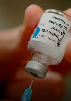 Hơn 1.300 người dân Hàn Quốc bị tiêm vaccine cúm không đảm bảo