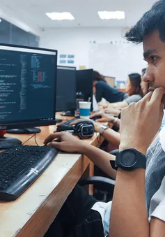 Kinh tế suy giảm, Ấn Độ đối mặt bài toán “chảy máu chất xám”