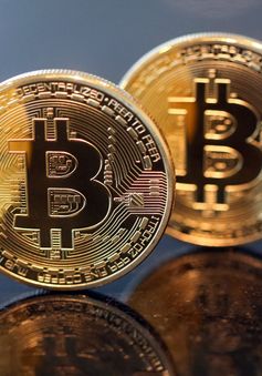 "Sáng nắng, chiều mưa", Bitcoin vẫn chỉ là cuộc chơi của "cá mập"?