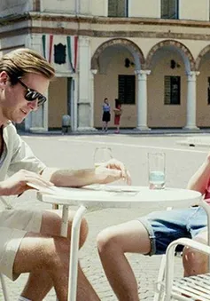 "Call Me by Your Name" phần 2 đã chết trong trứng nước sau bê bối của Armie Hammer?