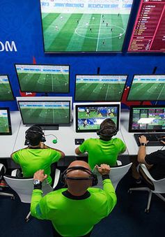 FIFA muốn phát triển mạnh hơn hệ thống VAR trong tương lai