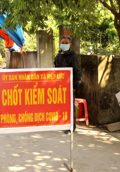 Học sinh lớp 8 mắc COVID-19, hơn 50 thầy trò ở Hải Dương cách ly trong đêm