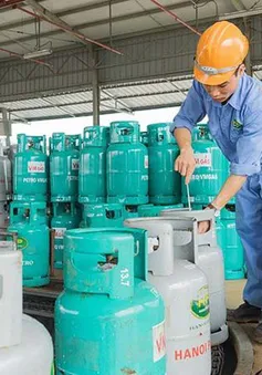 Giá gas leo thang 8 tháng liên tiếp