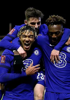 Chelsea giành quyền vào tứ kết Cúp FA