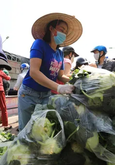 Cộng đồng nhiệt tình chung tay “giải cứu” nông sản Hải Dương