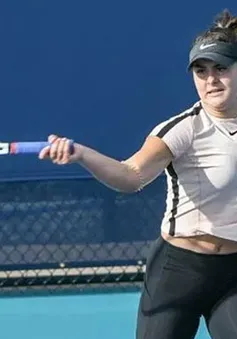 Bianca Andreescu tiếp tục phải nghỉ thi đấu dài hạn