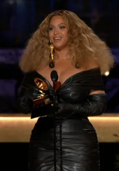 Beyoncé làm nên lịch sử với giải Grammy thứ 28