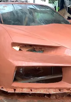 Tới lượt "siêu xe" Bugatti đất sét của người Việt gây xôn xao báo Tây