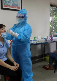 Hải Phòng: Tạm dừng tuyển dụng người lao động chưa tiêm đủ 2 mũi vaccine phòng COVID-19