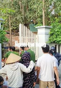 Nghi án con trai ngáo đá cắt cổ mẹ đẻ tử vong